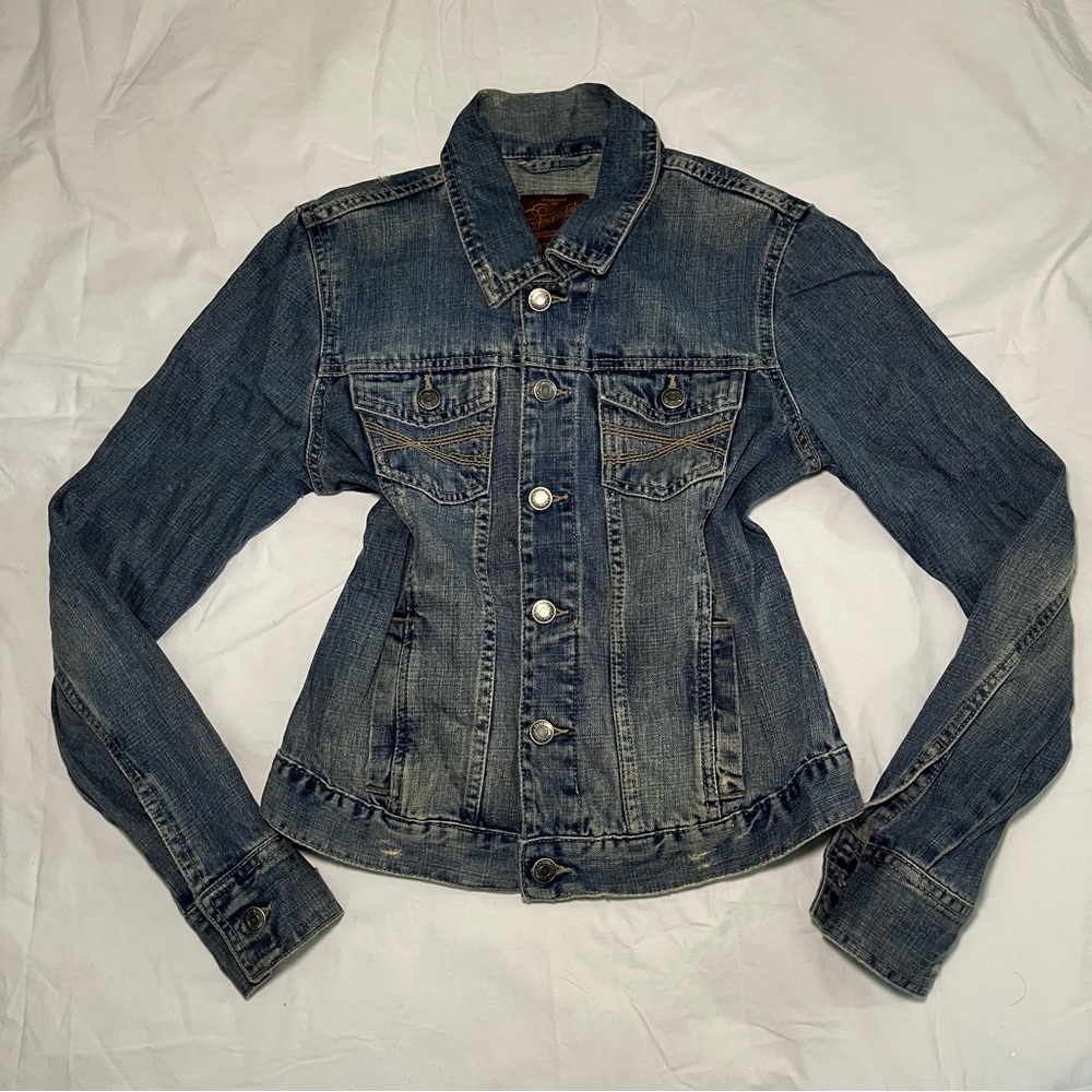 Vintage Aeropostale women’s jean jacket